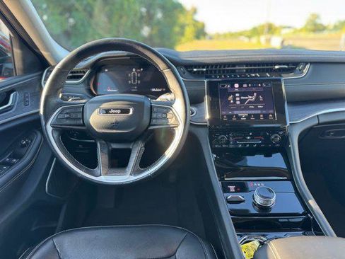 Certified 2021 Jeep Grand Cherokee L Limited image 14