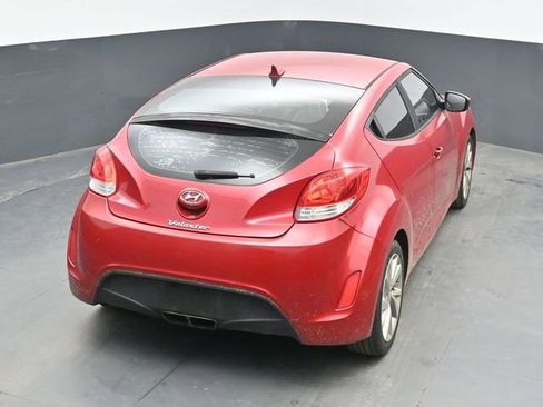 Used 2016 Hyundai Veloster FWD image 24