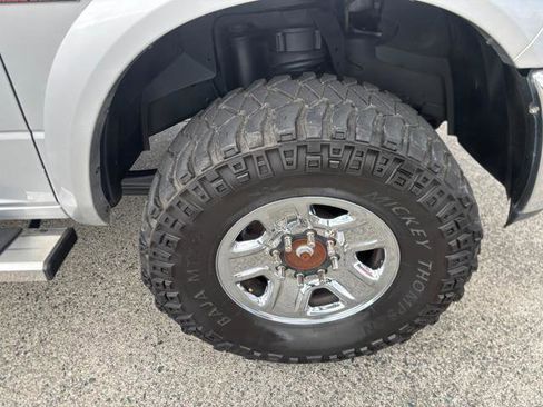 Used 2018 RAM 3500 Laramie image 14