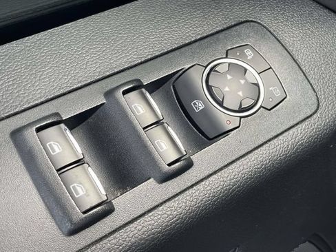 Used 2018 Ford F150 XLT w/ Equipment Group 302A Luxury AWD/4WD image 16