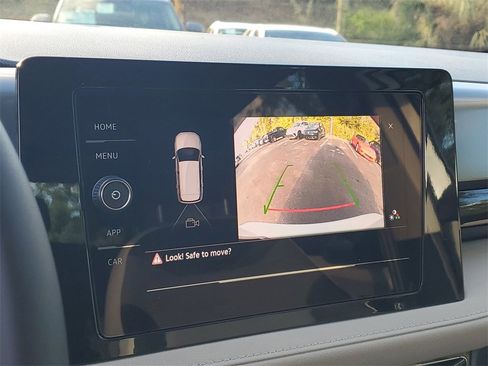 New 2026 Volkswagen Taos S image 21