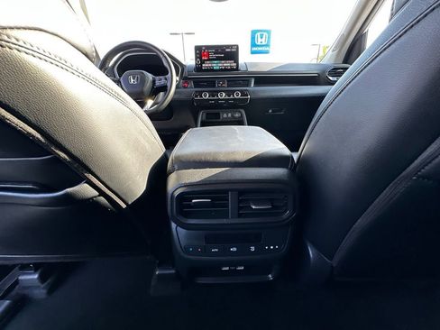 Used 2023 Honda Pilot Touring image 22