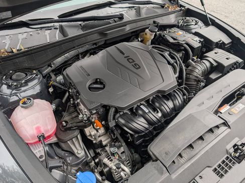 Used 2025 Hyundai Sonata SEL image 12