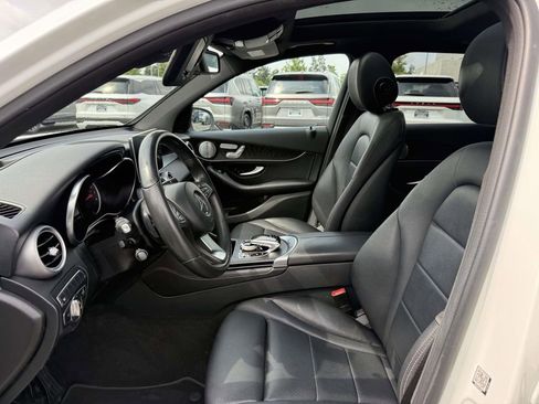 Used 2017 Mercedes-Benz GLC 300 4MATIC image 13