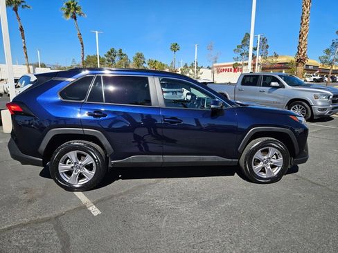 Used 2025 Toyota RAV4 XLE w/ Convenience Package image 4