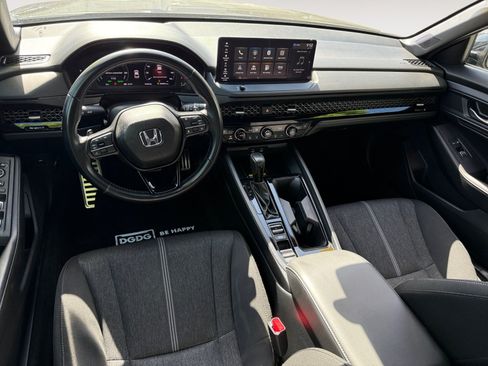 Used 2025 Honda Accord Sport image 15