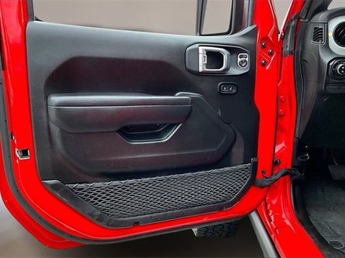 Used 2024 Jeep Gladiator Sport image 17