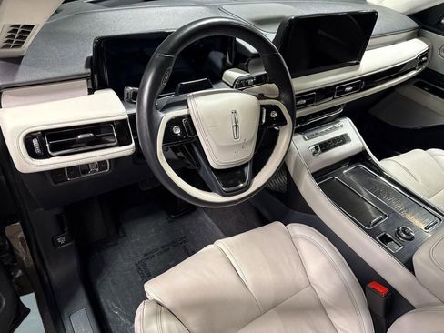 Certified 2025 Lincoln Aviator Reserve w/ Equipment Group 201A AWD/4WD image 11