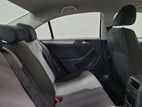 Used 2017 Volkswagen Jetta S FWD image 19