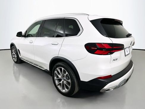 New 2026 BMW X5 xDrive40i w/ Premium Package image 7