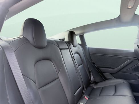 Used 2020 Tesla Model 3 Long Range image 41