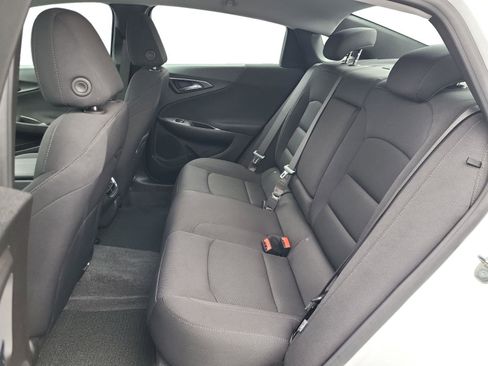 Used 2024 Chevrolet Malibu LT image 19