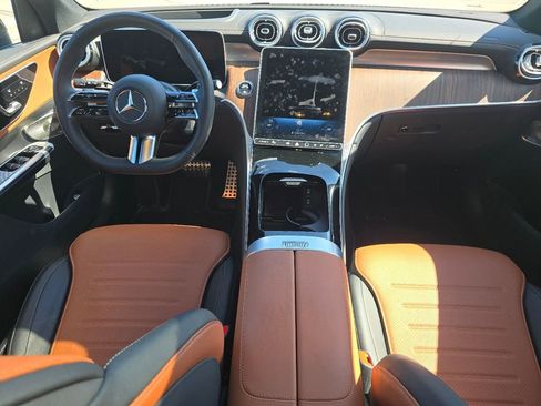 Used 2026 Mercedes-Benz GLC 300 4MATIC image 23