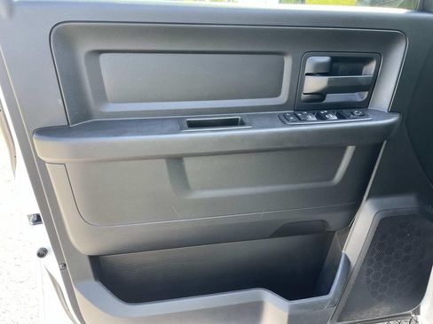 Used 2018 RAM 3500 Tradesman w/ Chrome Appearance Group AWD/4WD image 41