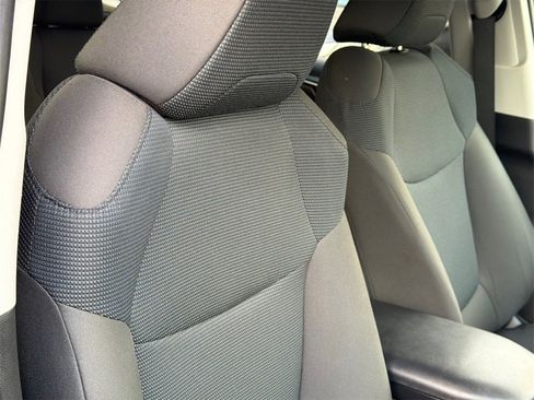 Used 2023 Toyota RAV4 LE image 12