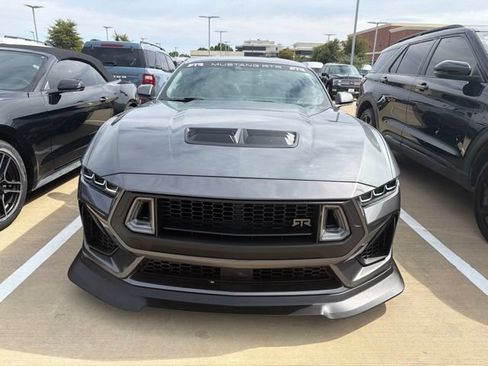 Used 2025 Ford Mustang GT Premium w/ GT Performance Package RWD image 2