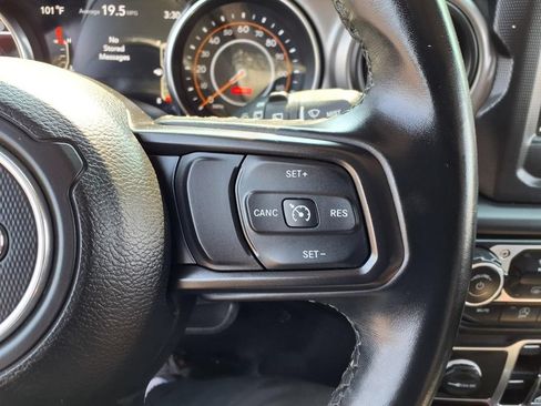 Used 2021 Jeep Wrangler Unlimited Sport AWD/4WD image 13