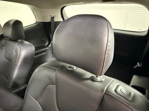 Used 2022 Kia Telluride S AWD/4WD image 35