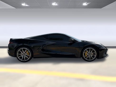 Used 2026 Chevrolet Corvette Stingray Coupe w/ 1LT RWD image 8