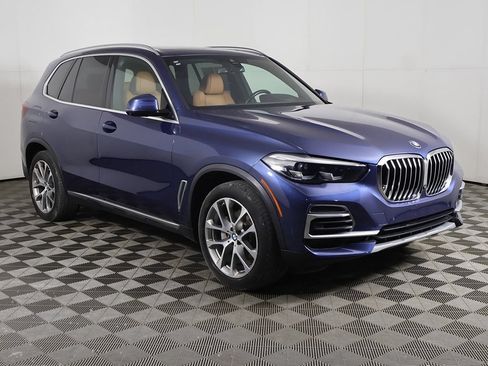 Used 2022 BMW X5 xDrive40i AWD/4WD image 2