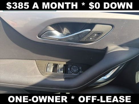 Used 2023 Chevrolet Blazer LT FWD image 11