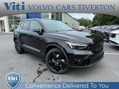 New 2026 Volvo XC40 B5 Ultra w/ Climate Package