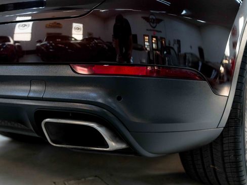 Used 2019 Porsche Cayenne image 21