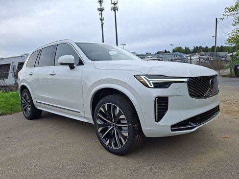 New 2026 Volvo XC90 T8 Plus w/ Protection Package AWD/4WD image 1