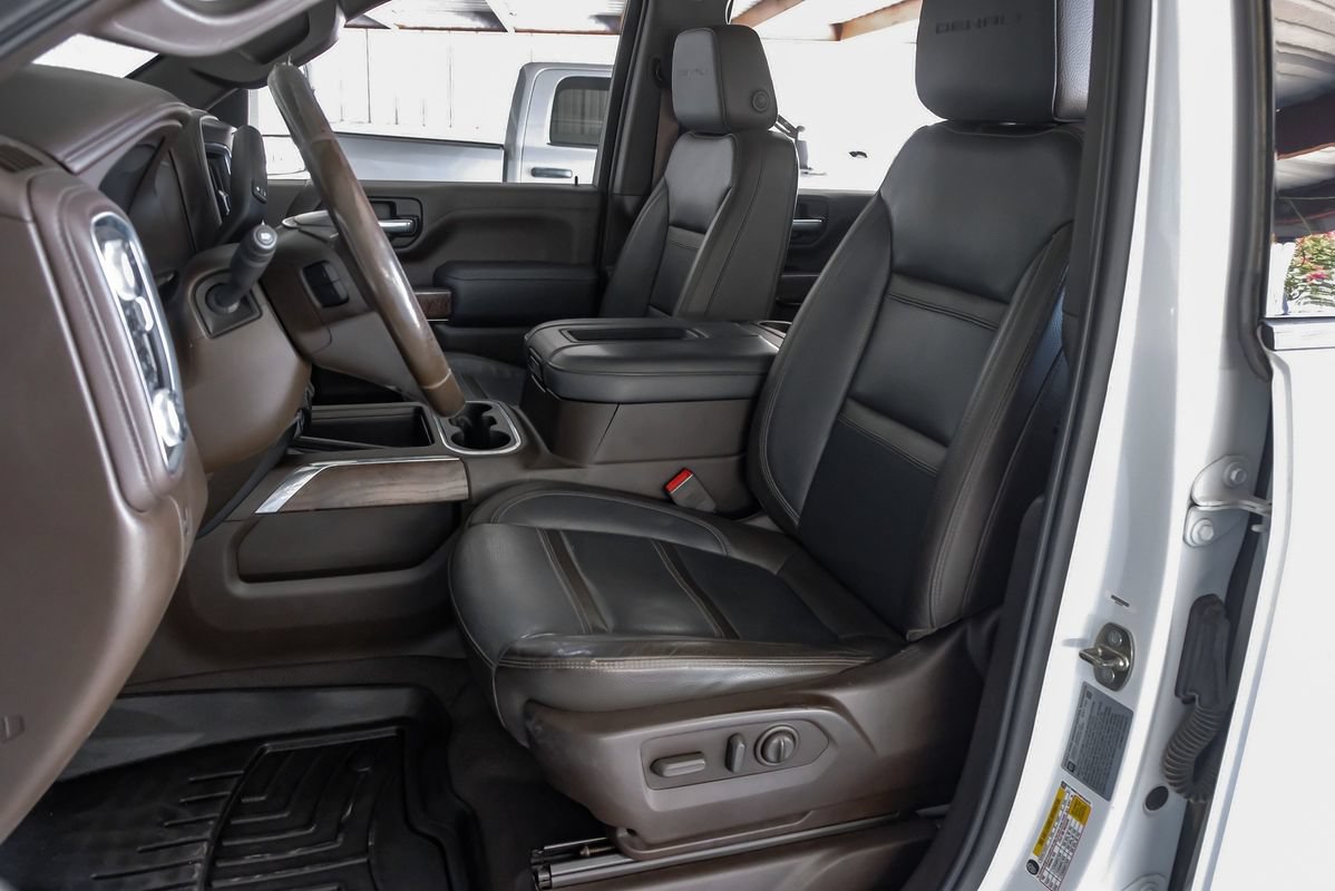 Used 2022 GMC Sierra 3500 Denali w/ Denali Ultimate Package AWD/4WD image 29