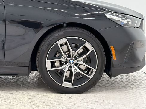Used 2026 BMW 530i RWD image 13