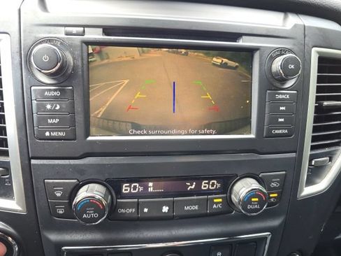 Used 2019 Nissan Titan SV w/ SV Convenience Package AWD/4WD image 20