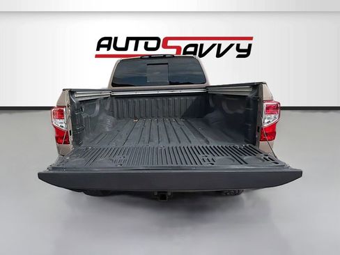 Used 2023 Nissan Titan PRO-4X w/ Pro-4x Convenience Package AWD/4WD image 26
