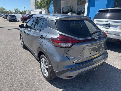 Used 2024 Nissan Kicks S image 7