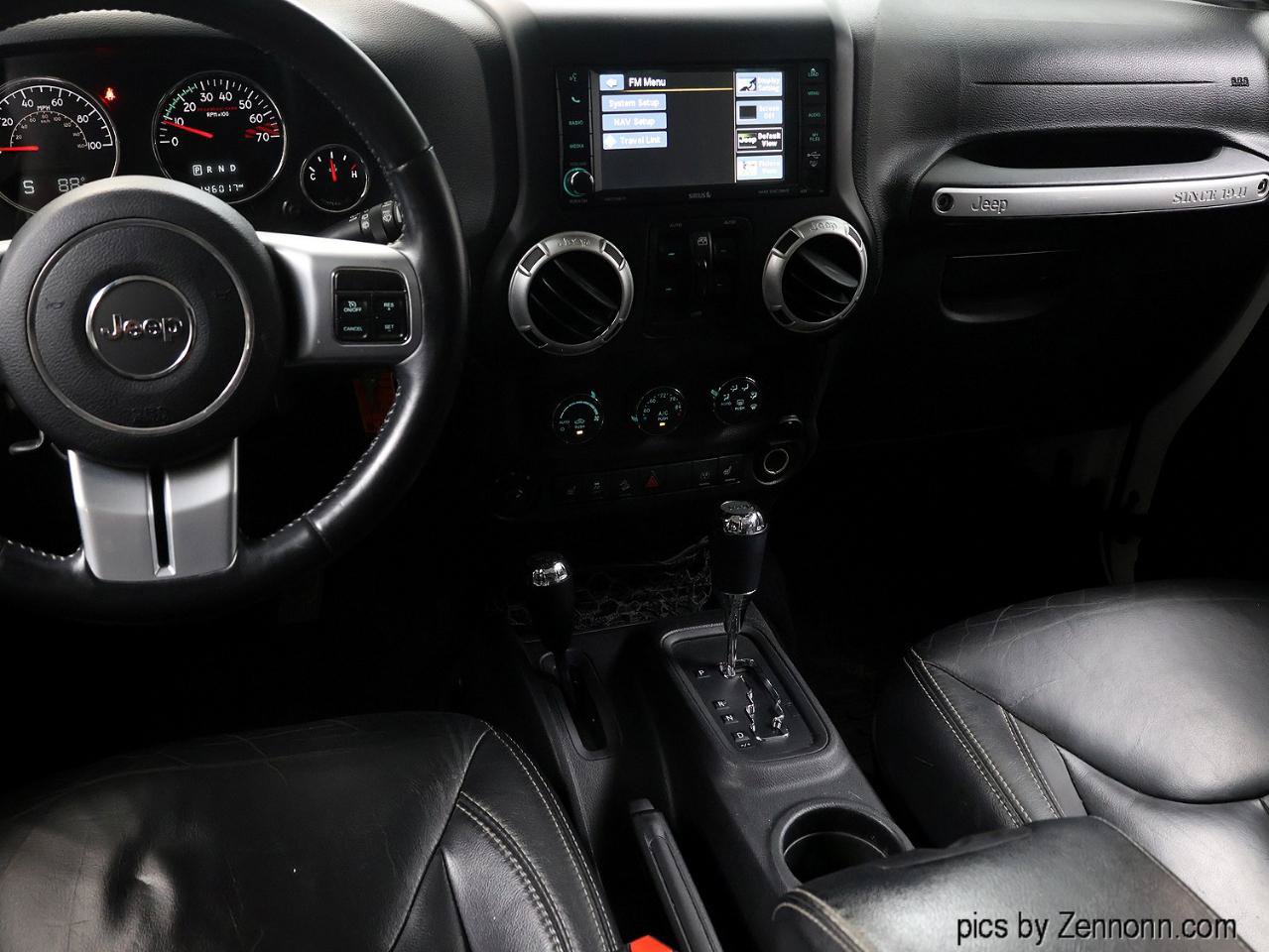 Used 2015 Jeep Wrangler Unlimited Rubicon AWD/4WD image 15