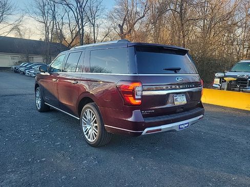 Certified 2024 Ford Expedition Max Platinum image 4