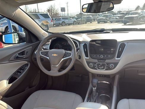 Used 2022 Chevrolet Malibu LS w/ Driver Confidence Package II image 25