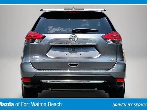 Used 2018 Nissan Rogue SV FWD image 6