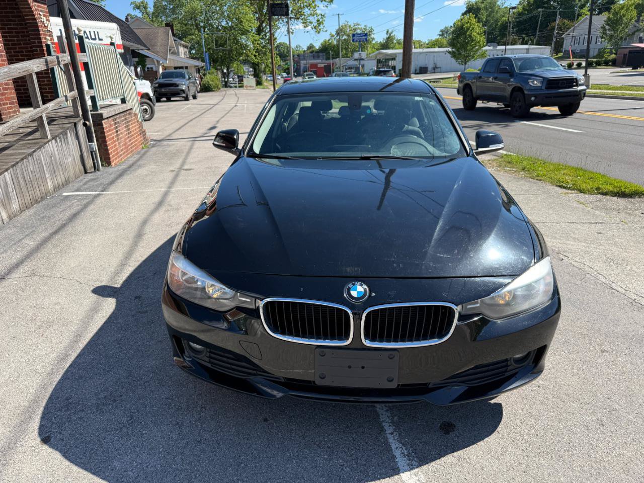 Used 2014 BMW 320i xDrive Sedan AWD/4WD image 3