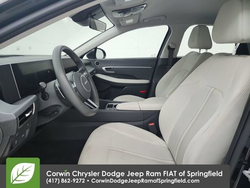 Used 2025 Hyundai Sonata SEL image 18