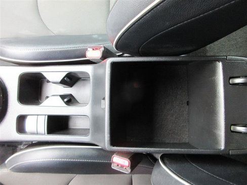Used 2024 Kia Forte GT-Line FWD image 17