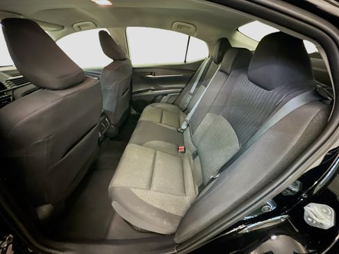 Used 2025 Toyota Camry LE w/ Convenience Package FWD image 28