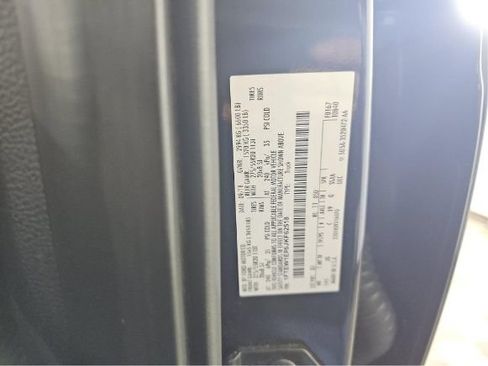 Used 2018 Ford F150 XL w/ Equipment Group 101A Mid AWD/4WD image 7