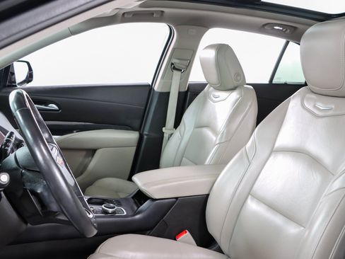 Used 2023 Cadillac XT4 Premium Luxury w/ Cold Weather Package FWD image 24