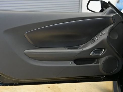 Used 2015 Chevrolet Camaro Z/28 RWD image 27