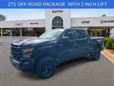Used 2025 Chevrolet Silverado 1500 Custom Trail Boss AWD/4WD image 3