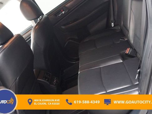 Used 2019 Subaru Outback 3.6R Limited AWD/4WD image 14