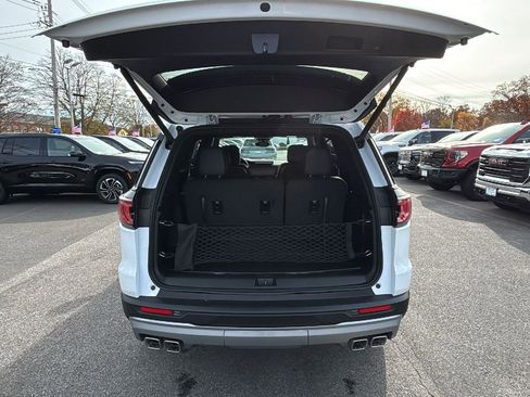 New 2026 GMC Acadia Elevation image 34