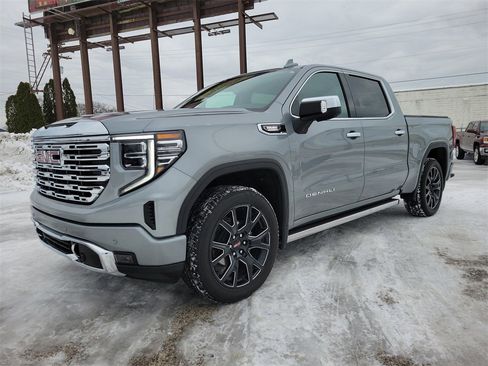Used 2024 GMC Sierra 1500 Denali image 2