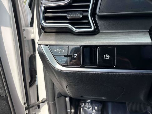 Used 2023 Kia Sportage X-Line w/ X-Line Premium Package AWD/4WD image 18