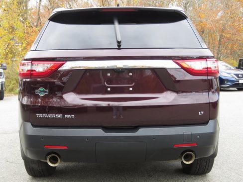 Used 2019 Chevrolet Traverse LT w/ LT Premium Package image 7